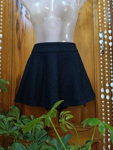 🖤Black Woolen Pleated Mini Skirt🖤