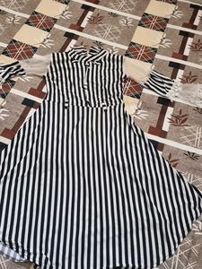 Lining Style Miiddi Length Dress