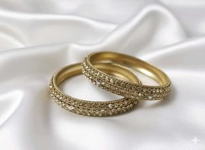 Elegant Bangle Set