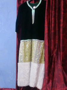 Beautiful Gown ☺️ L Size Available