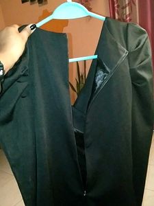 Elegant Black V neck Long Sleeve Dress