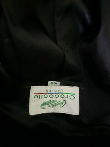 Crocodile 🐊Original Cropped Pae Coat 🖤