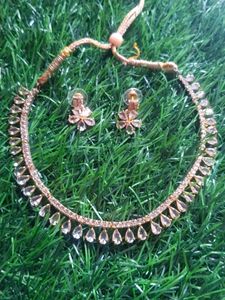 Neckless With Earrings