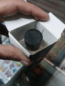 Huda Beauty Eye Makeup Remover