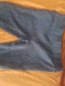 High-Waist Skinny Fit Pants | Gently Used