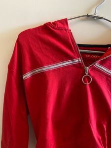 Crop Red Studiofit Hoodie