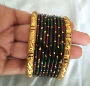 5set Of Beautiful Bangles