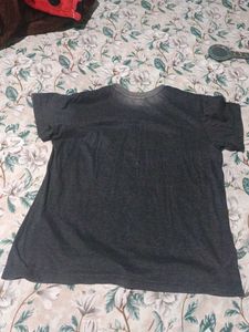 Unisex T-shirt Size M