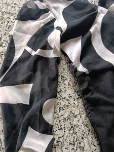 Chic Black &amp; White Jumpsuit