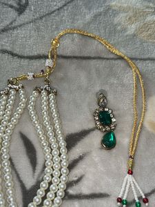 Elegant Pearl &amp; Emerald Jewelry Set