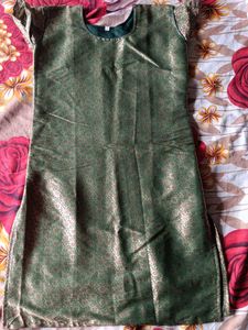 Green Kurti