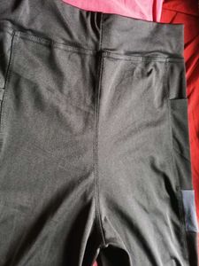 Pocketed Athletic Leggings