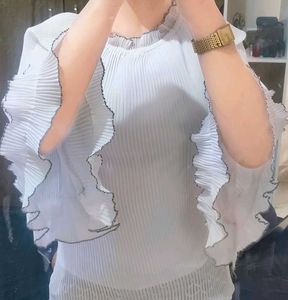 White Crinkle Ruffle Sleeves Top