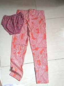 Pair Of Legging And Innerwear For 6 Years.