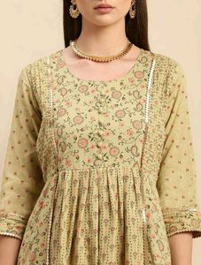 Women Kurta With Dupatta