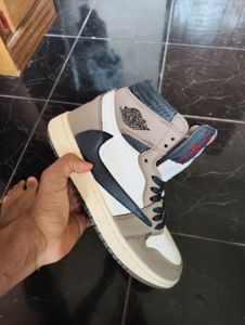 Air Jordan 1 High