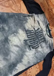 Sweat Shirt