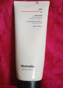 Minimalist Sunscreen SPF 50