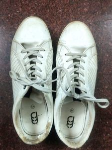 Classy White Sneakers For Men By Ajile Pantaloons