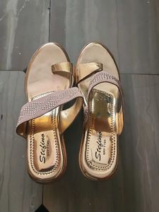 Elegant Stefino Gold Heels