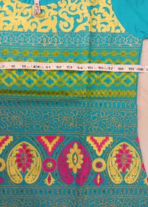 New Kurti With Zaari Work