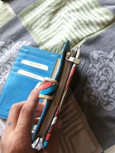 This Is A Pure Leather Purse For Womens