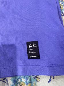 Nike Graphic Tee
