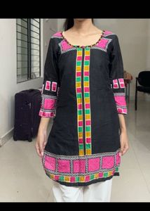 Embroidered Black Kurti