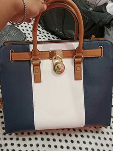 MICHAEL KORS Leather Handbag