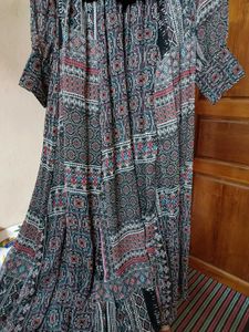 PATTERNED MAXI DRESS