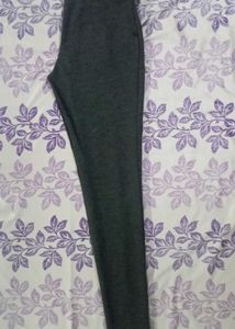 Park Avenue Woman Slim Fit Jeggings
