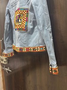 FUSION DENIM JACKET and BLOUSE😍😍combo