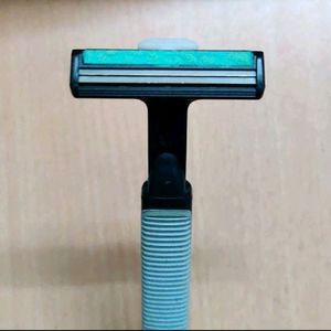 🆕 Gillette Shaving Kit