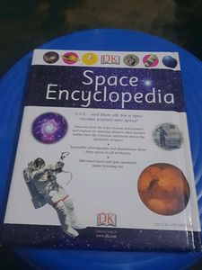 This Is Set Of 4 Books/Encyclopedia I Have