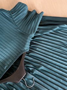 Women Pleated Dress
