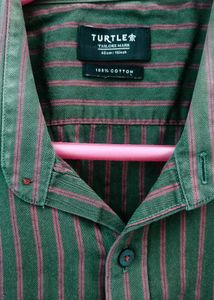 TURTLE Striped Shirt