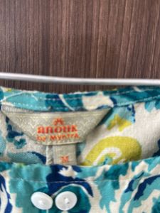Anouk Off White &amp; Blue Printed Straight kurta - M
