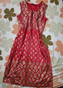 Avaasa Red &amp; Gold Print Top