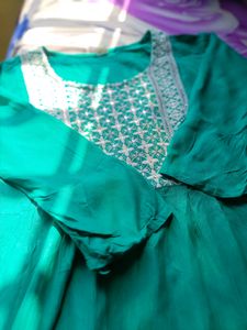 Long Kirti With Plain Pant