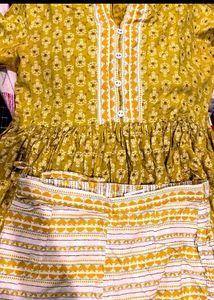 Elegant Yellow Printed Kurta Set