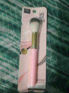 Rose Type Brush