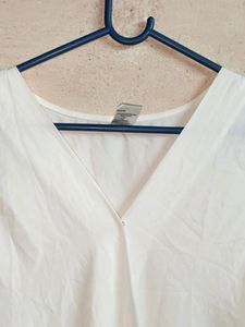 Women&#39;s Fashion Top Sleeveless White Wrap-style