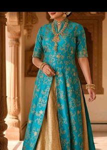 Gown Set