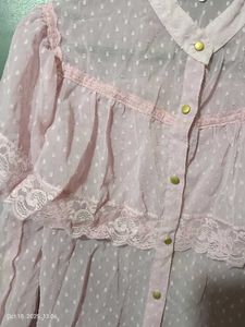 Pink sheer ruffle lace detail top 🩷