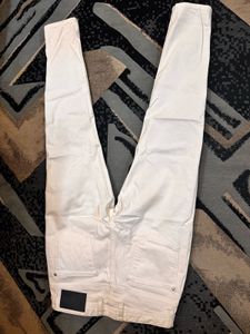 Zara Off-White Denim Jeans