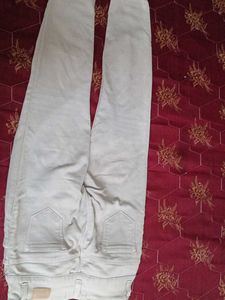 Skinny Jeans - Light Wash