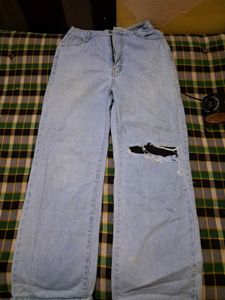 Ripped Wide Leg Jeans