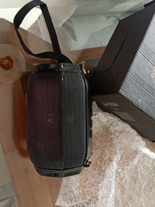 Crazy KDM BLUETOOTH SPEAKER 10 hours Playtime