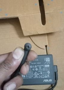 ASUS LAPTOP CHARGER NEW AND ORIGINAL 120 WATT