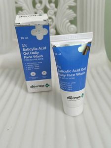 Derma Co 1% Salicylic Face Wash